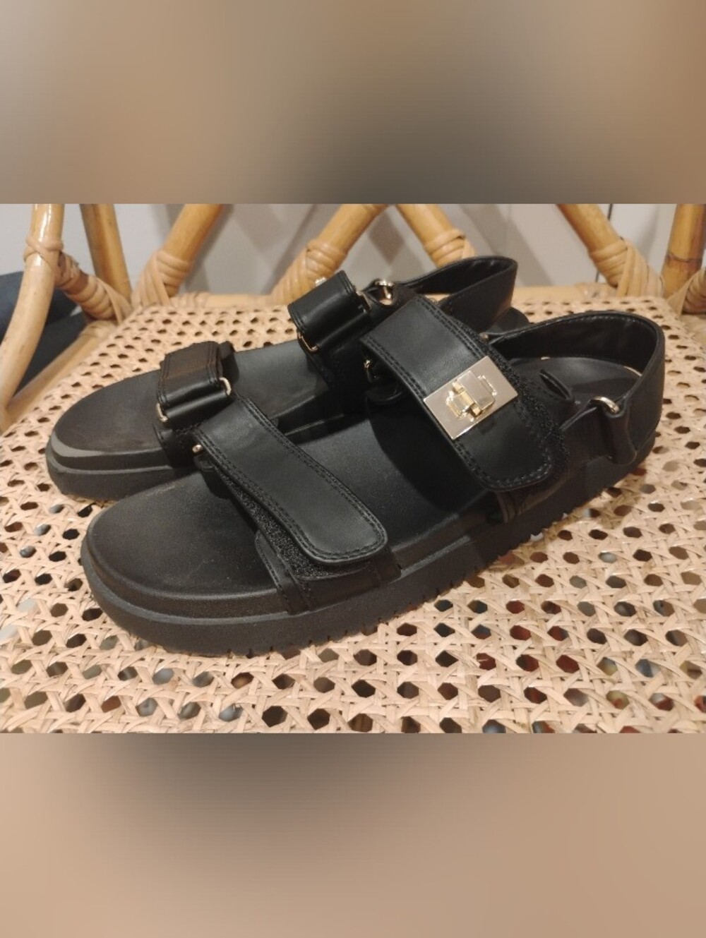 New Day Women's Jonie Black Footbed Sandals Size 9.5 Faux Leather Open Toe